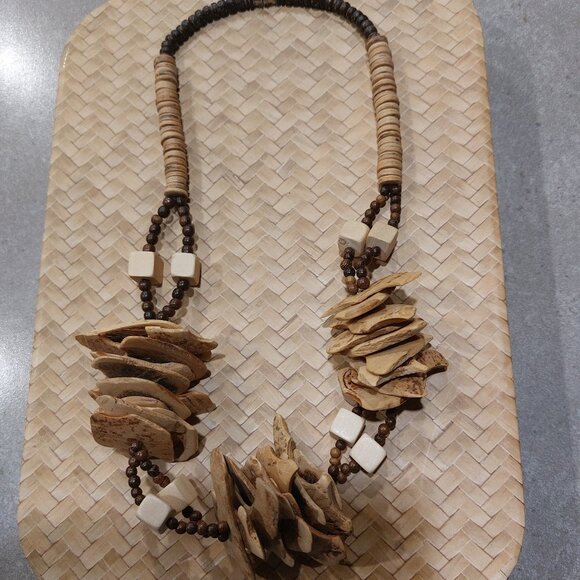 Women's Beige Brown Multi-Shapes Wood Slats/Beads Statement Necklace - Picture 3 of 10